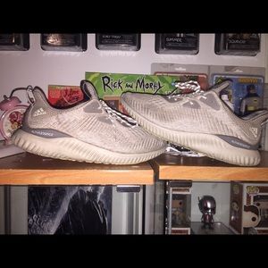 Adidas boost size 10